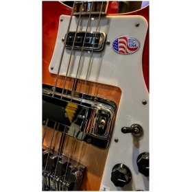 Bajo Rickenbacker 4003 Electrico 4 Cuerdas con Estuche - Made in USA - Image 10