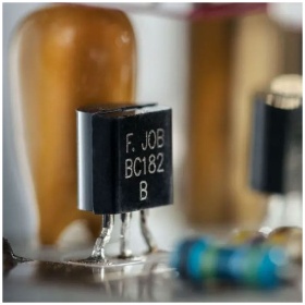 Microfono Condenser Warm Audio WA47F Cardioide  FET - Image 4