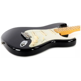 Guitarra Fender American Professional II Stratocaster USA - Image 6