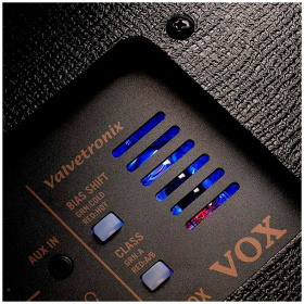 Amplificador Vox Valvetronix VT40X Combo Hibrido de Guitarra 40W - Image 4