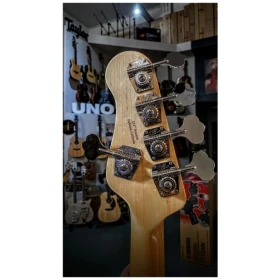 Bajo Electrico G&L L2500 Bass Series de 5 Cuerdas con Estuche GyL USA - Image 13
