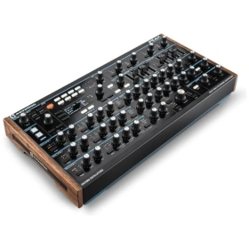 Sintetizador Modular Novation Peak Polifonico
