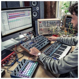 Sintetizador Modular Novation Peak Polifonico - Image 5