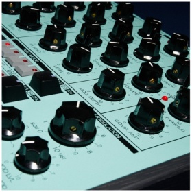 Maquina de Ritmos Erica Synths Perkons HD01 - Image 10