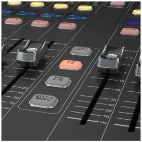 Consola Digital Midas M32R Live 40 Canales - Image 3