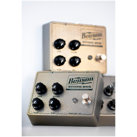 Pedal Analogico Benson Amps Stonk Box Fuzz para Guitarra USA - Image 4