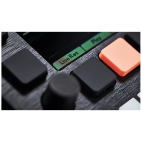 Groovebox Polyend Play Secuenciador Workstation - Image 2