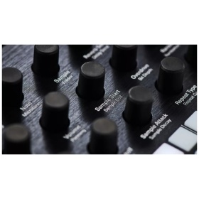 Groovebox Polyend Play Secuenciador Workstation - Image 8