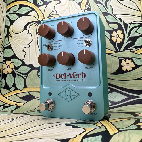 Pedal de Guitarra Universal Audio Del Verb Delay y Reverb - Image 4