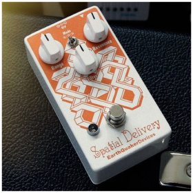 Pedal de Efecto Earthquaker Spatial Delivery V2 Filter USA - Image 2