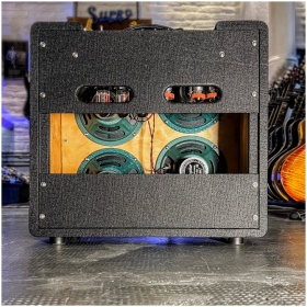 Amplficador Milkman Beekeeper Combo 4x8 Valvular 18W  USA - Image 6