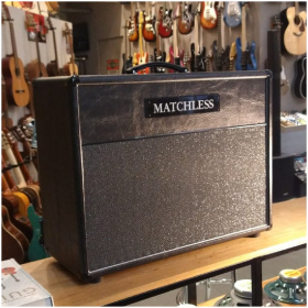 Gabinete MATCHLESS ESD 212 USA Caja Baffle de 30W - USADO - Image 3