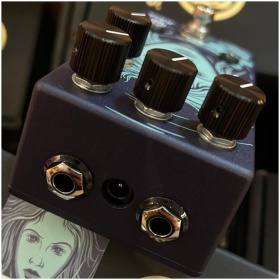 Pedal Walrus Audio Julia V2 Chorus + Vibrato - Image 3