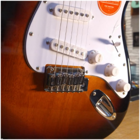 Guitarra Electrica Squier Affinity Stratocaster - Image 6