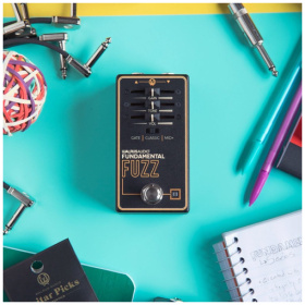 Walrus Audio Fundamental Series Fuzz - Image 4
