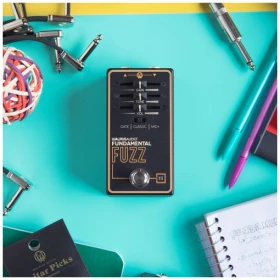 Walrus Audio Fundamental Series Fuzz - Image 4