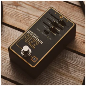 Walrus Audio Fundamental Series Fuzz - Image 2